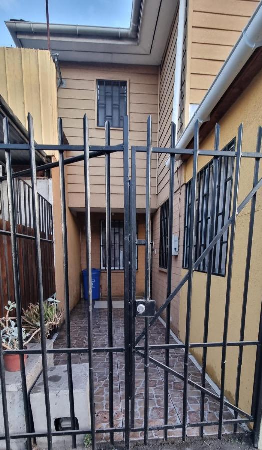 サンティアゴ Casa Enea Pudahuelヴィラ エクステリア 写真