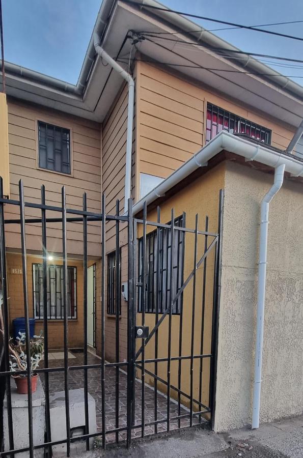 サンティアゴ Casa Enea Pudahuelヴィラ エクステリア 写真